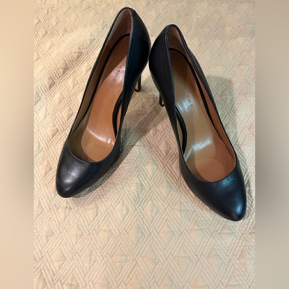 Banana Republic pumps